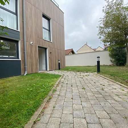 Duplex Neuf 90 M2 - 3 Chambres, Avec Jardin A Sartrouville Exteriér fotografie
