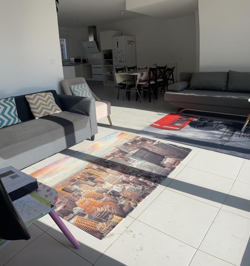 Duplex Neuf 90 M2 - 3 Chambres, Avec Jardin A Sartrouville Exteriér fotografie
